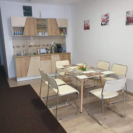 Sibiu 02 Apartment Bagian luar foto